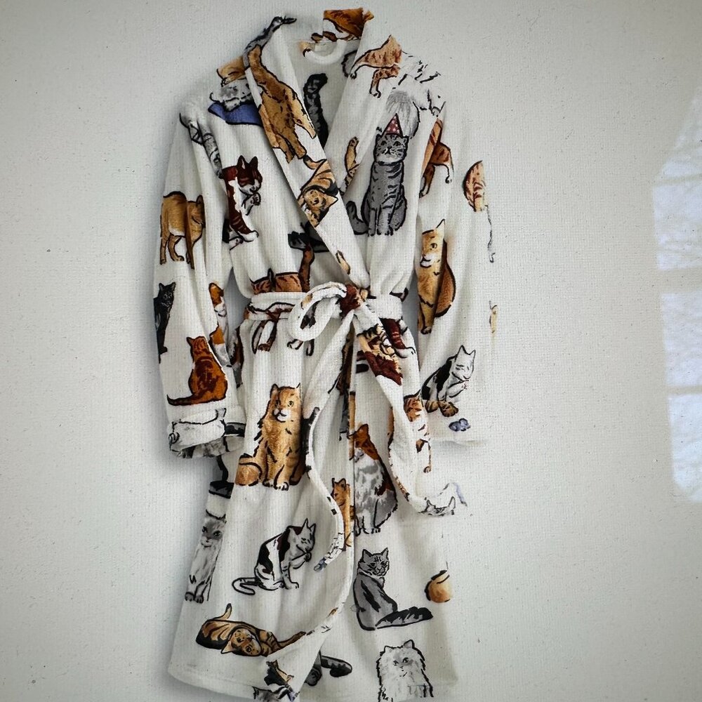 VERA BRADLEY "A CAT'S LIFE" FLEECE ROBE:NWT CATS L/XL or 2X/3X